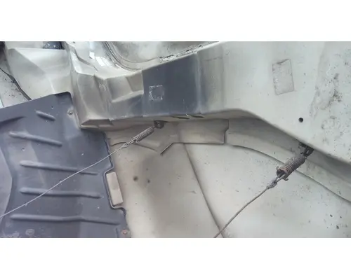 INTERNATIONAL 4300 HOOD