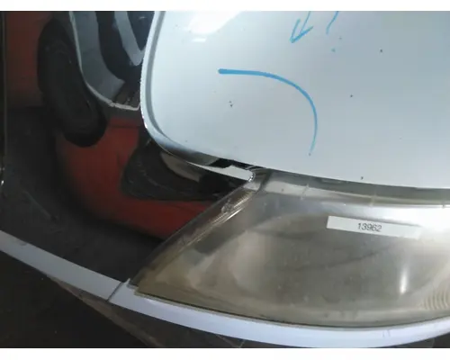 INTERNATIONAL 4300 HOOD