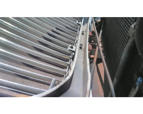 INTERNATIONAL 4300 HOOD