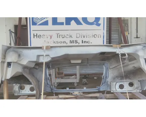 INTERNATIONAL 4300 HOOD