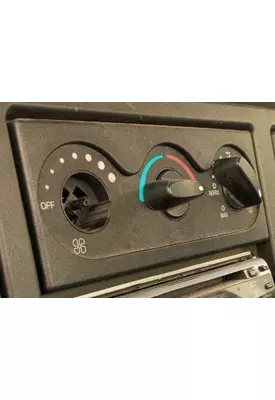 INTERNATIONAL 4300 HVAC Control