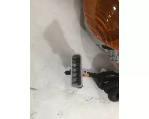 INTERNATIONAL 4300 Headlamp Assembly