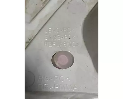 INTERNATIONAL 4300 Headlamp Assembly