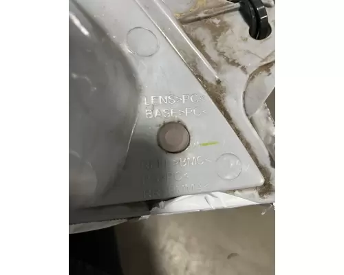 INTERNATIONAL 4300 Headlamp Assembly