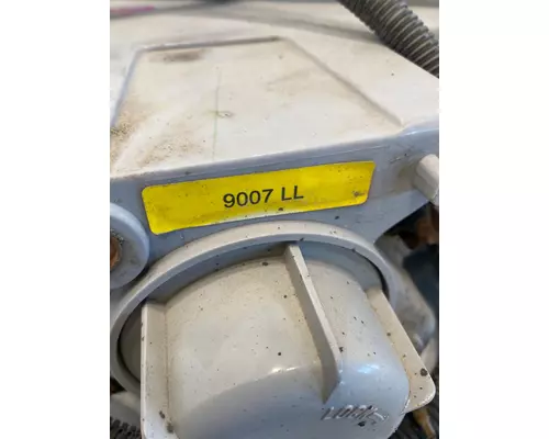 INTERNATIONAL 4300 Headlight