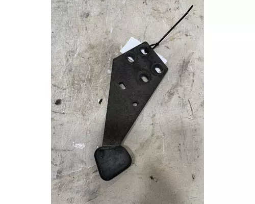 INTERNATIONAL 4300 Hood Hinge