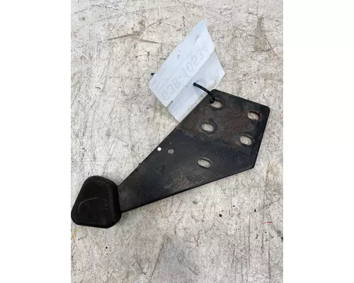 INTERNATIONAL 4300 Hood Hinge