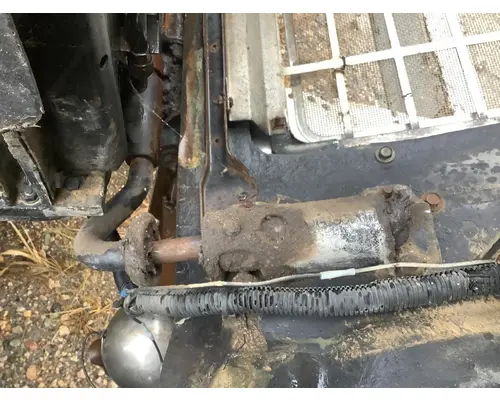 INTERNATIONAL 4300 Hood Hinge