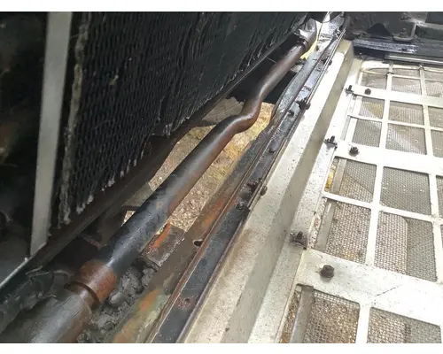 INTERNATIONAL 4300 Hood Hinge