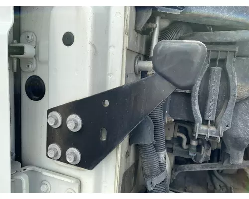 INTERNATIONAL 4300 Hood Rest