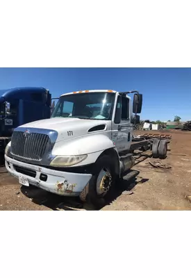 INTERNATIONAL 4300 Hood