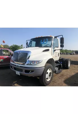 INTERNATIONAL 4300 Hood