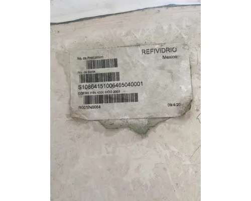 INTERNATIONAL 4300 Hood