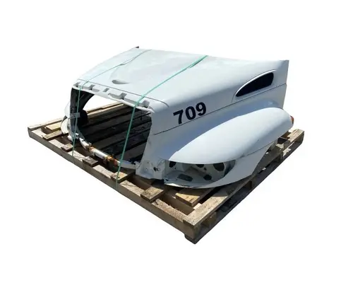 INTERNATIONAL 4300 Hood