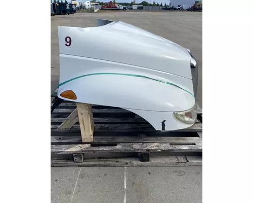 INTERNATIONAL 4300 Hood
