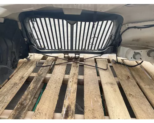 INTERNATIONAL 4300 Hood