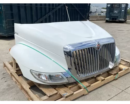 INTERNATIONAL 4300 Hood