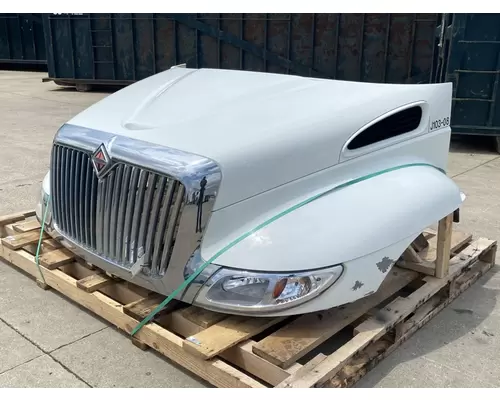 INTERNATIONAL 4300 Hood