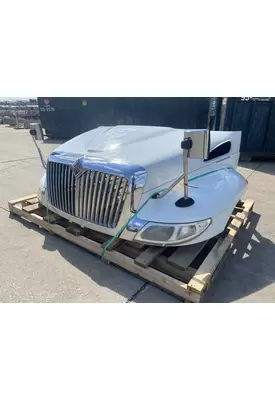 INTERNATIONAL 4300 Hood