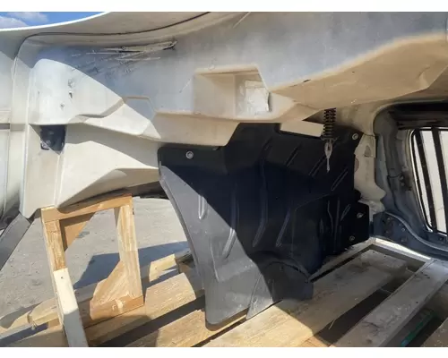 INTERNATIONAL 4300 Hood