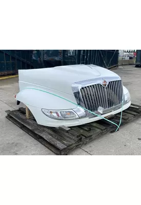 INTERNATIONAL 4300 Hood