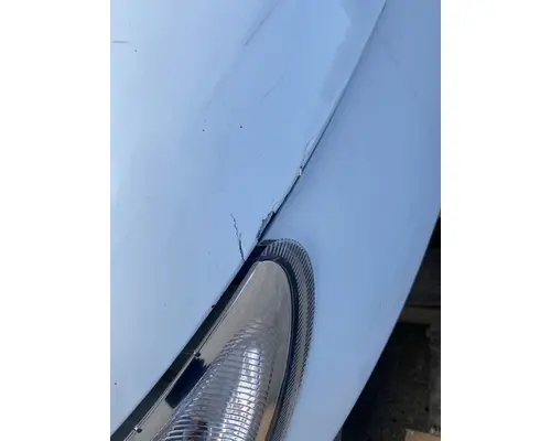 INTERNATIONAL 4300 Hood