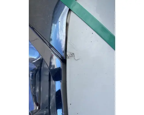 INTERNATIONAL 4300 Hood