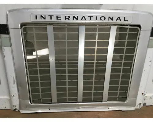 INTERNATIONAL 4300 Hood