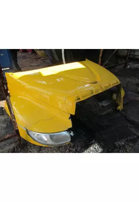 INTERNATIONAL 4300 Hood