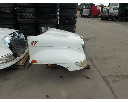 INTERNATIONAL 4300 Hood