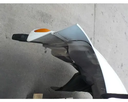 INTERNATIONAL 4300 Hood