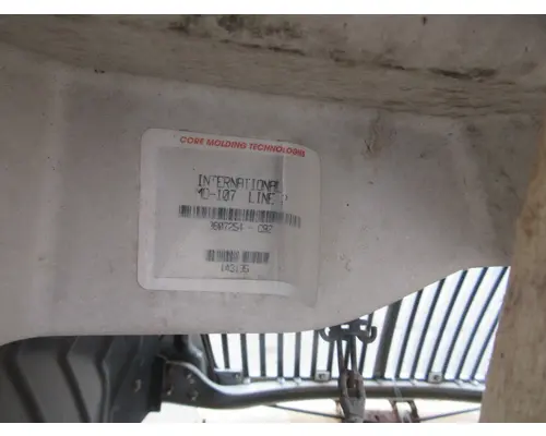 INTERNATIONAL 4300 Hood