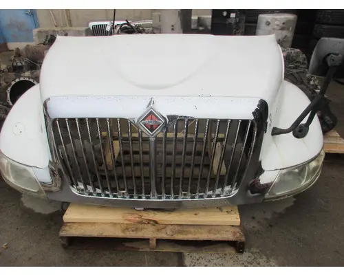 INTERNATIONAL 4300 Hood
