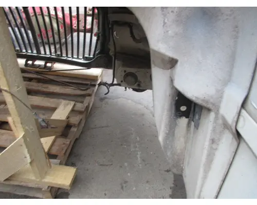 INTERNATIONAL 4300 Hood