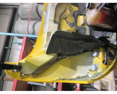 INTERNATIONAL 4300 Hood