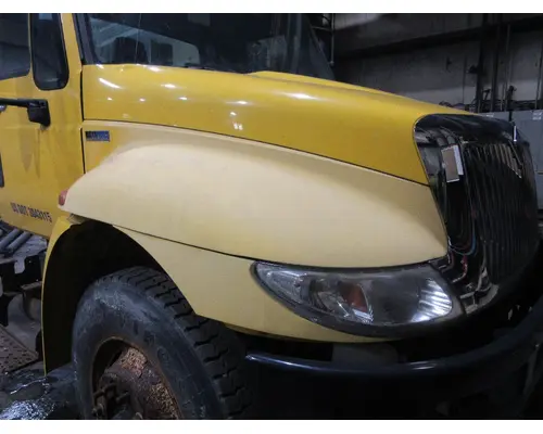 INTERNATIONAL 4300 Hood