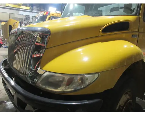 INTERNATIONAL 4300 Hood
