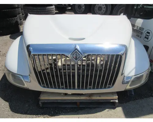INTERNATIONAL 4300 Hood