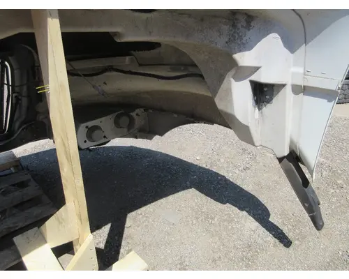 INTERNATIONAL 4300 Hood