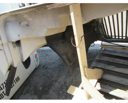 INTERNATIONAL 4300 Hood