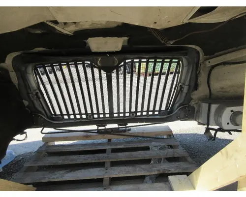 INTERNATIONAL 4300 Hood