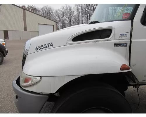 INTERNATIONAL 4300 Hood