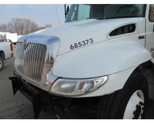 INTERNATIONAL 4300 Hood