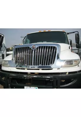 INTERNATIONAL 4300 Hood