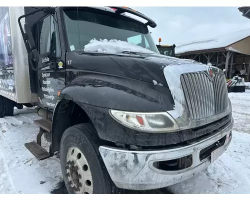 INTERNATIONAL 4300 Hood