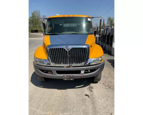 INTERNATIONAL 4300 Hood