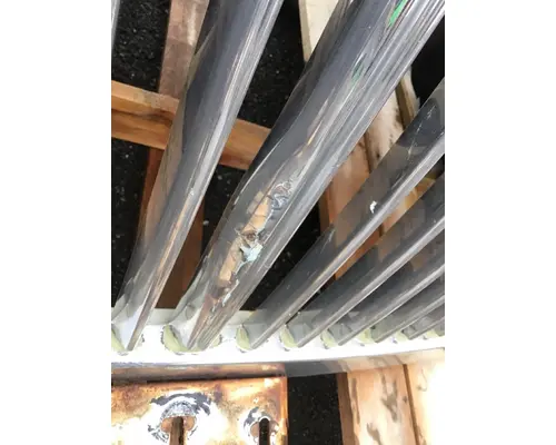 INTERNATIONAL 4300 Hood