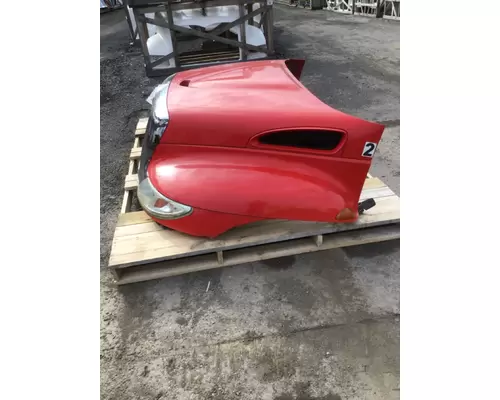 INTERNATIONAL 4300 Hood
