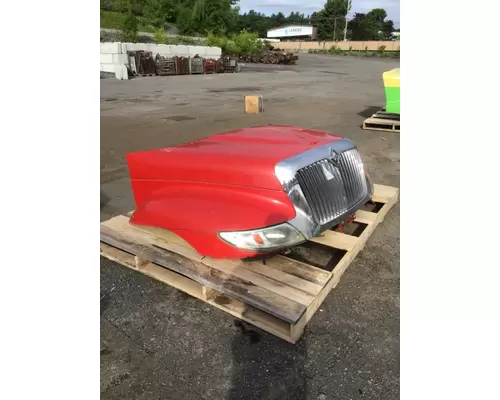 INTERNATIONAL 4300 Hood