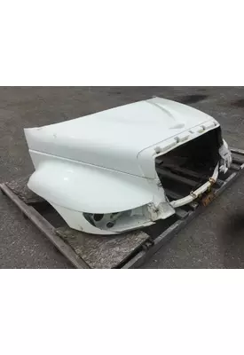 INTERNATIONAL 4300 Hood